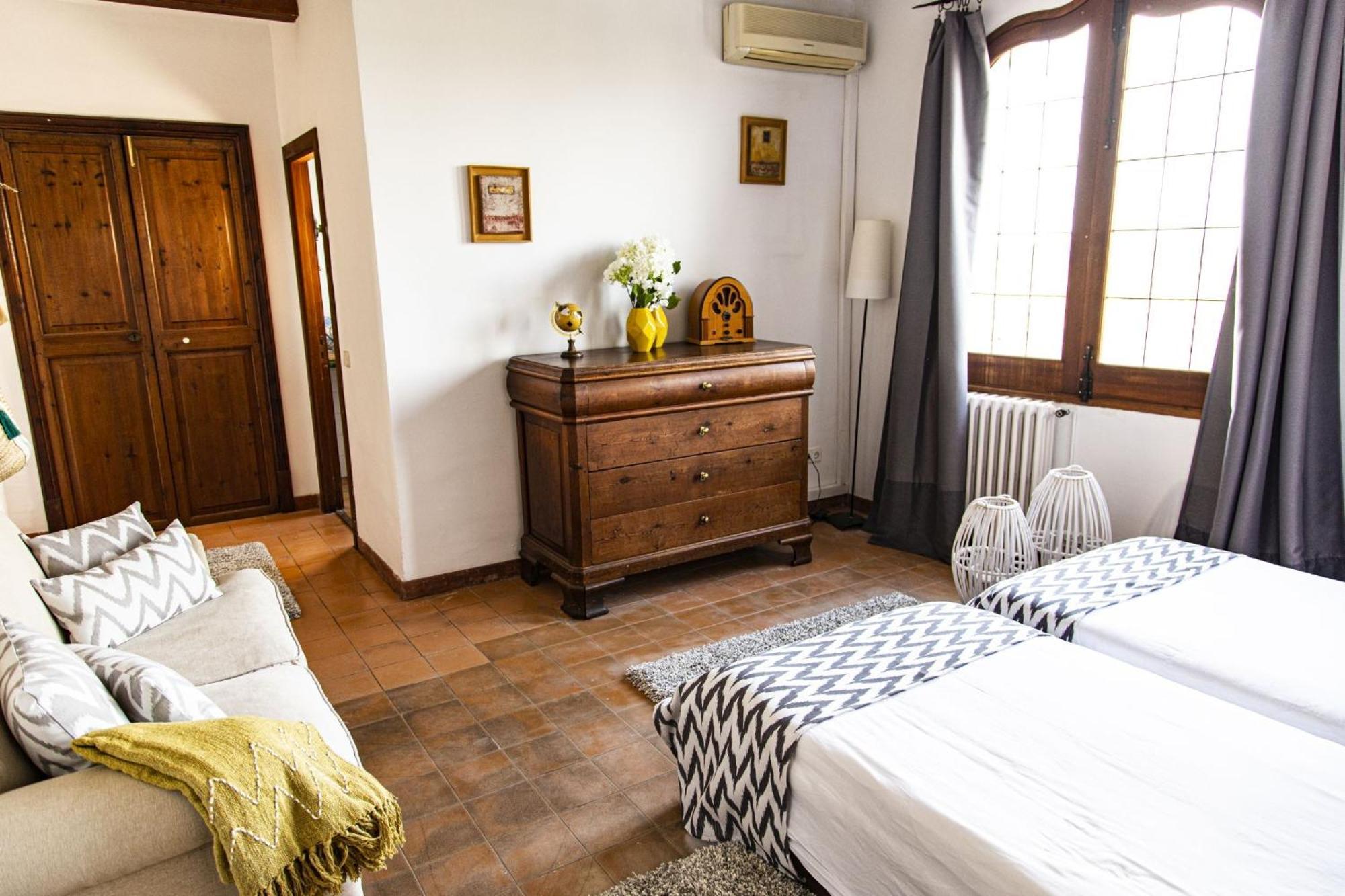 Leon De Sineu Villa Bagian luar foto