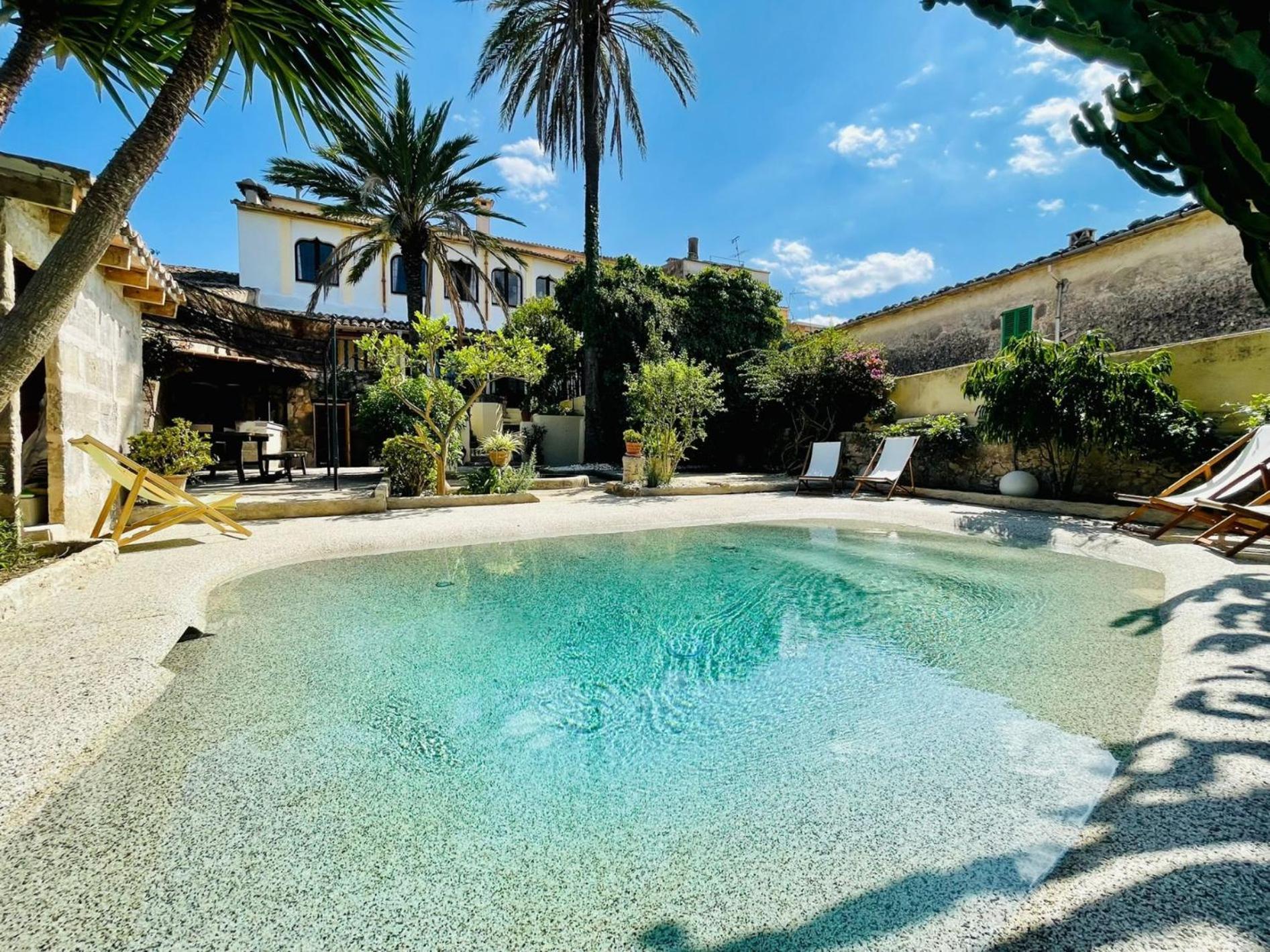 Leon De Sineu Villa Bagian luar foto